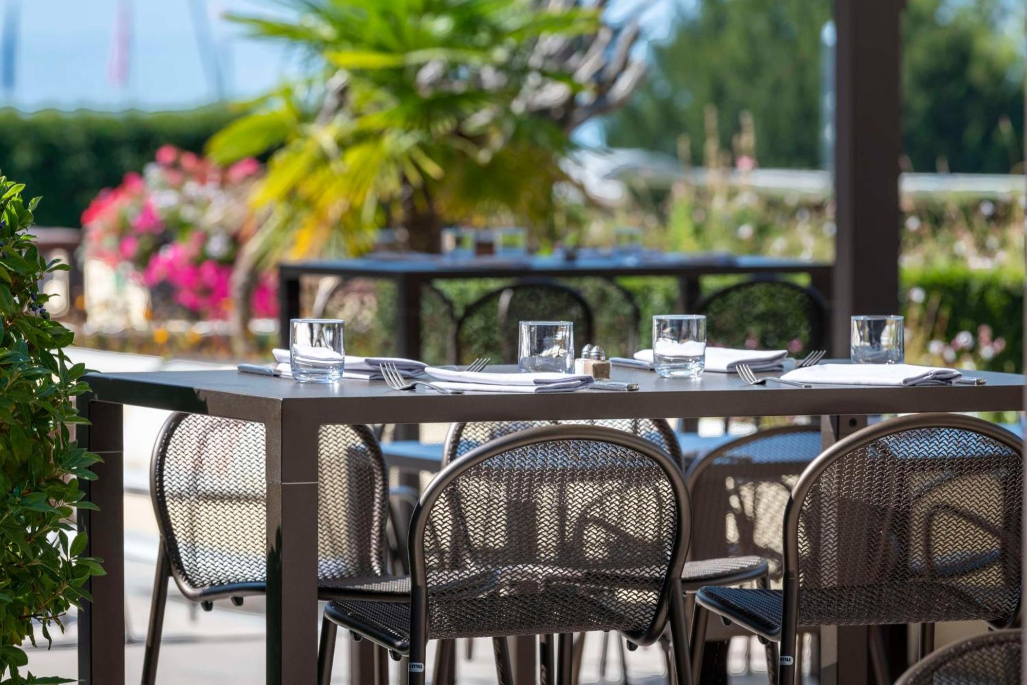 Hotel Hilton Evian Les Bains Zewnętrze zdjęcie